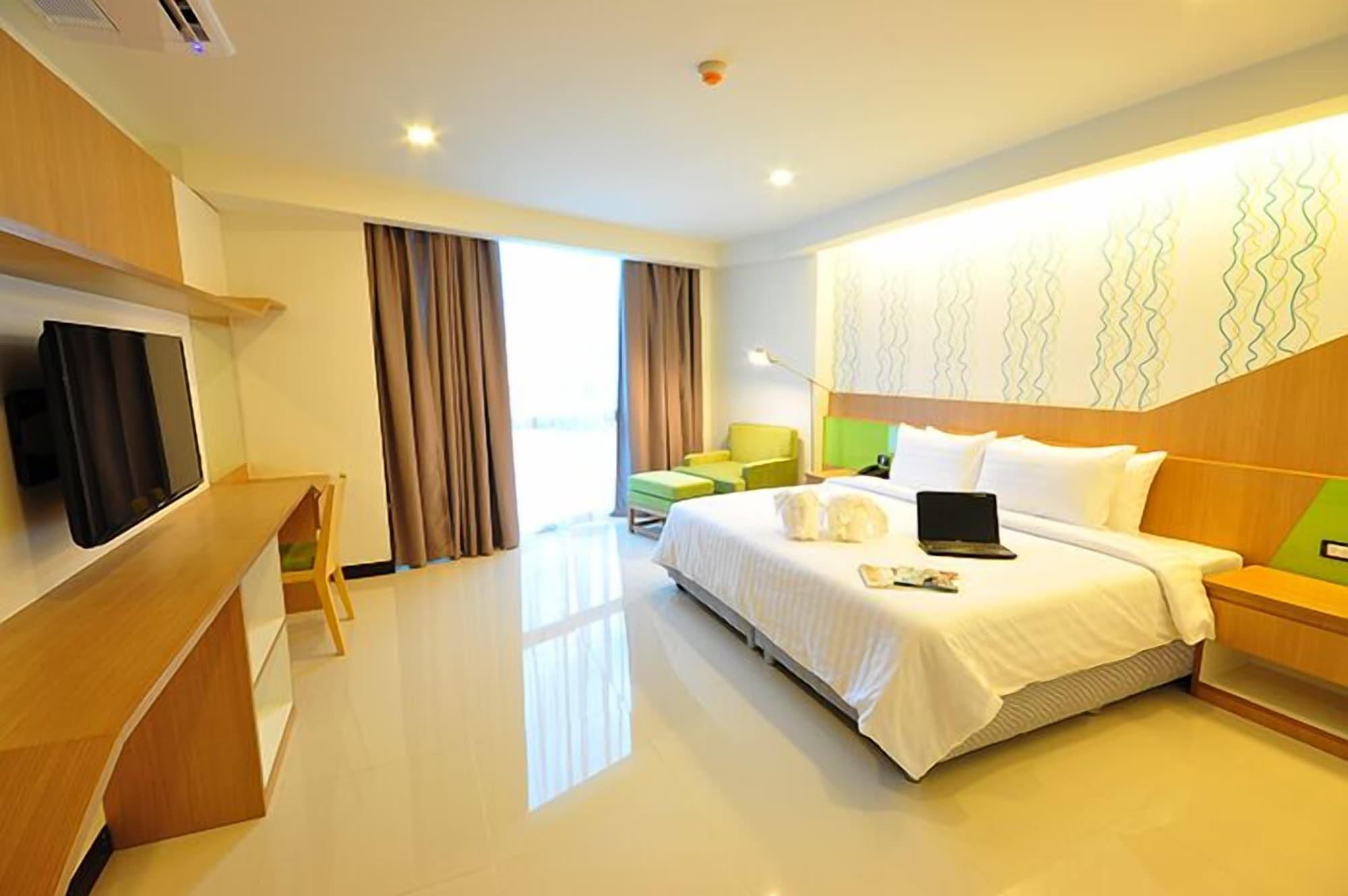 42C The Chic Hotel Nakhon Sawan Dış mekan fotoğraf