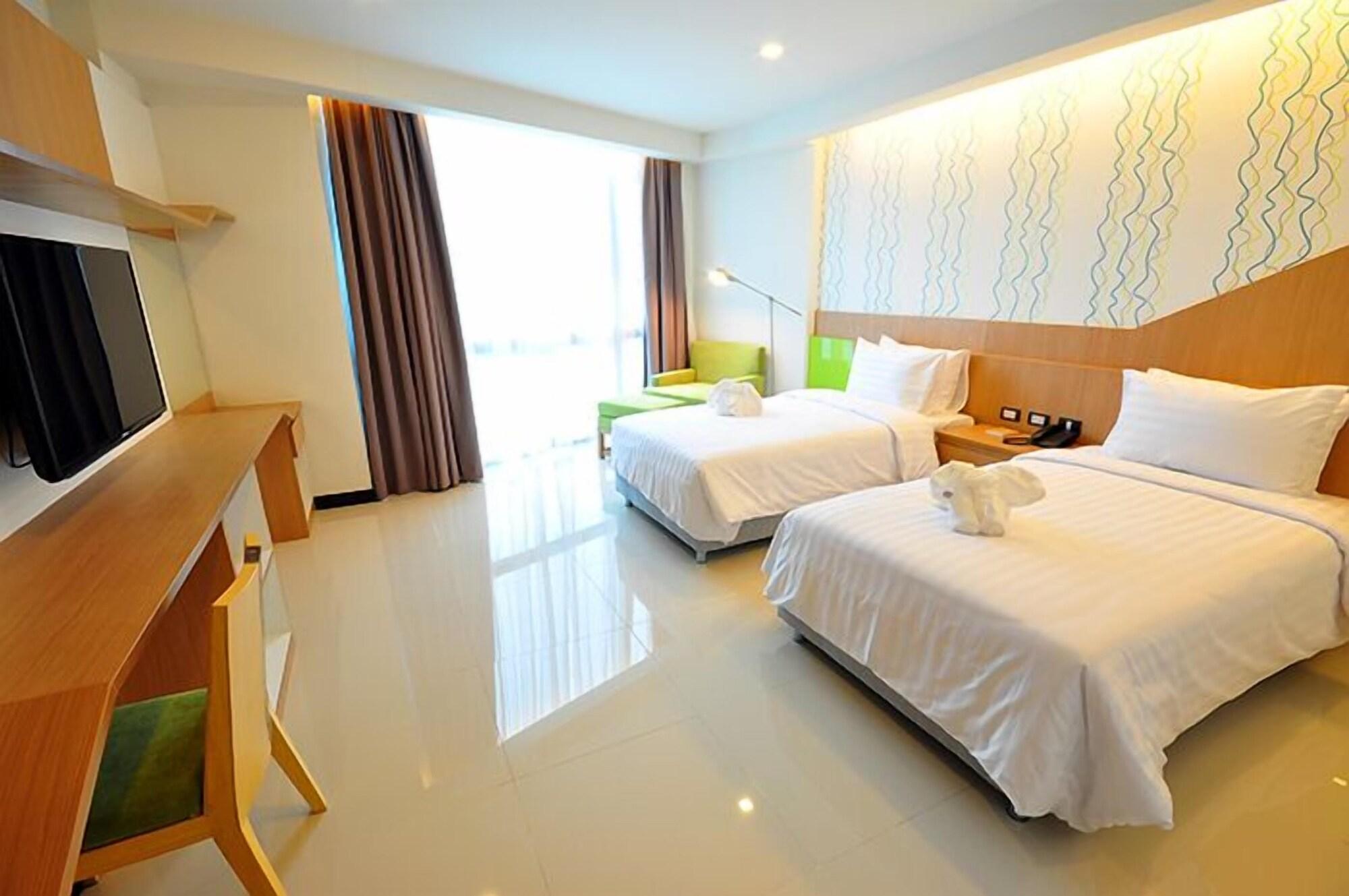 42C The Chic Hotel Nakhon Sawan Dış mekan fotoğraf
